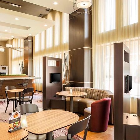 Courtyard By Marriott Amarillo Downtown Hotel Bagian luar foto