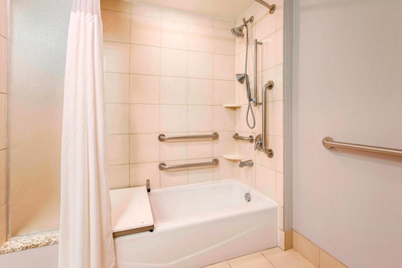 Courtyard By Marriott Amarillo Downtown Hotel Bagian luar foto
