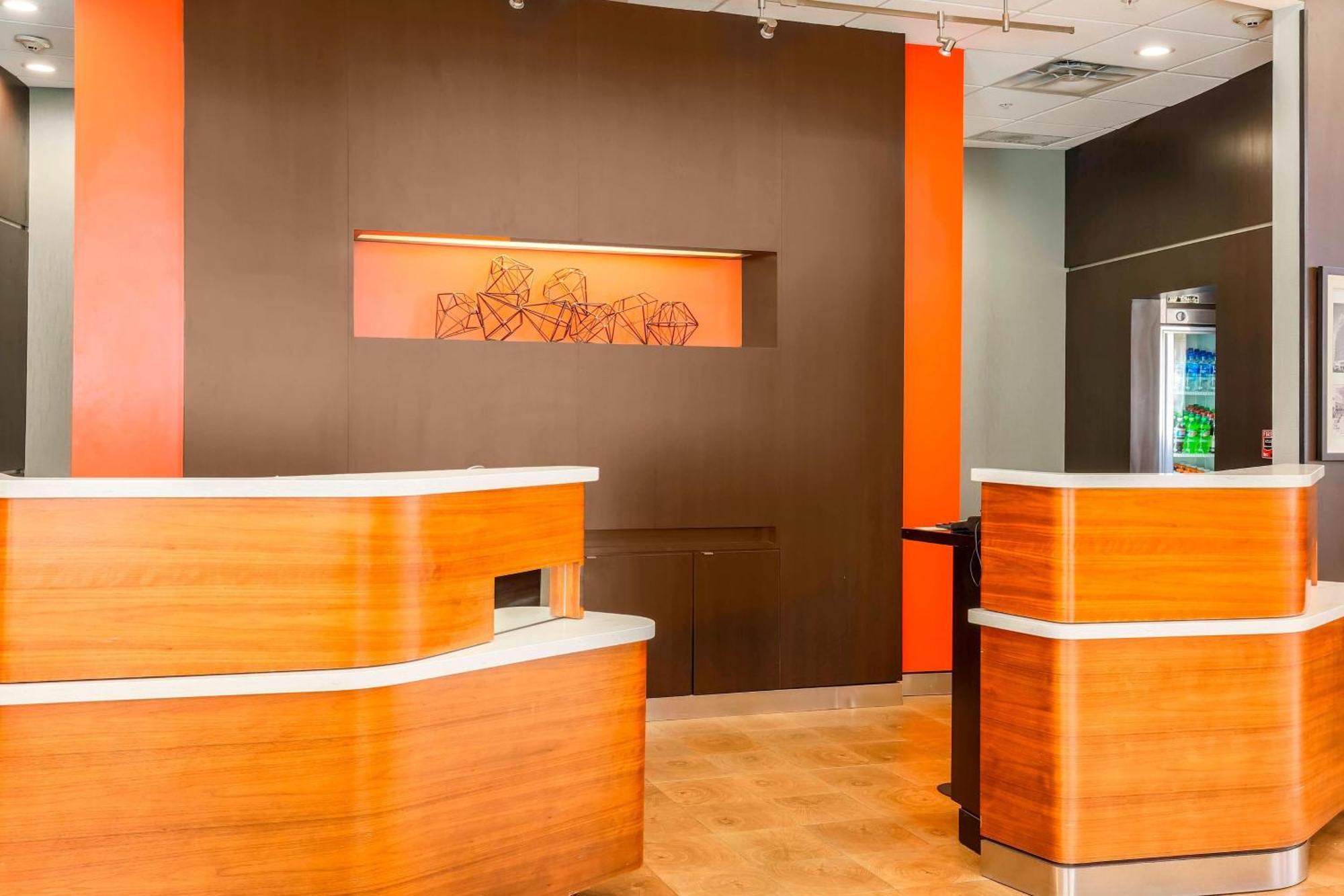 Courtyard By Marriott Amarillo Downtown Hotel Bagian luar foto