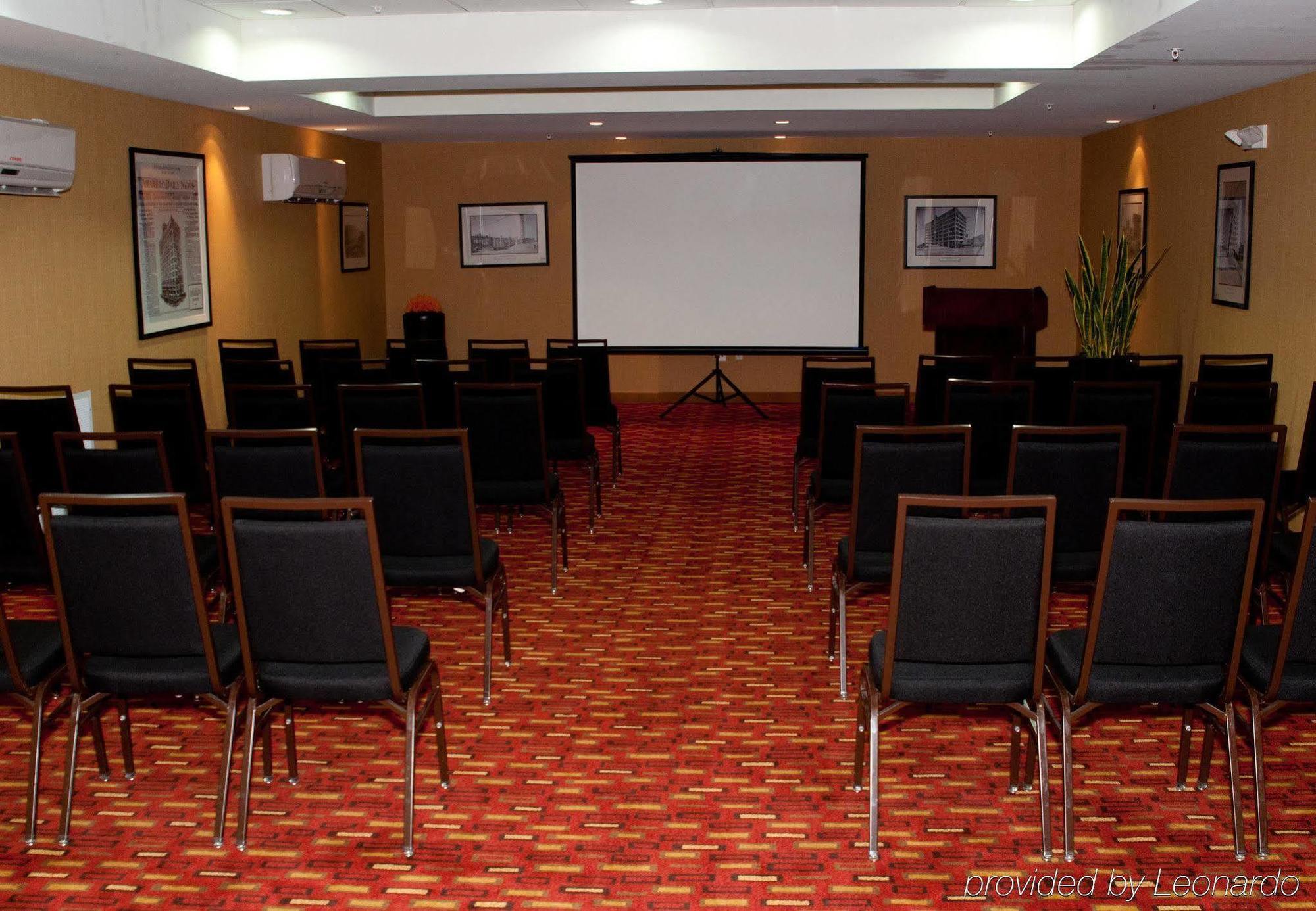Courtyard By Marriott Amarillo Downtown Hotel Bagian luar foto