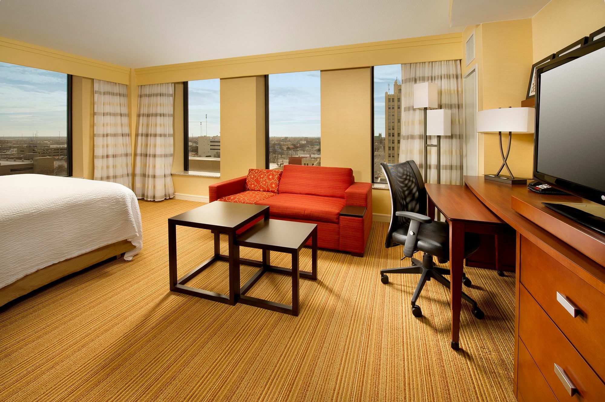 Courtyard By Marriott Amarillo Downtown Hotel Bagian luar foto